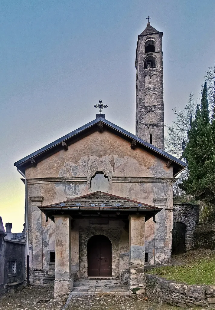 Chiesa di Santa Margherita (Molina, Faggeto Lario) - facciata