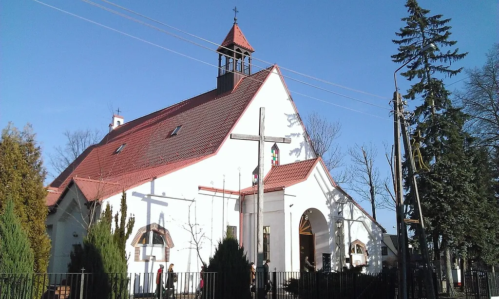 Tłuszcz - kościół Matki Bożej Fatimskiej (parafia Przemienienia Pańskiego)