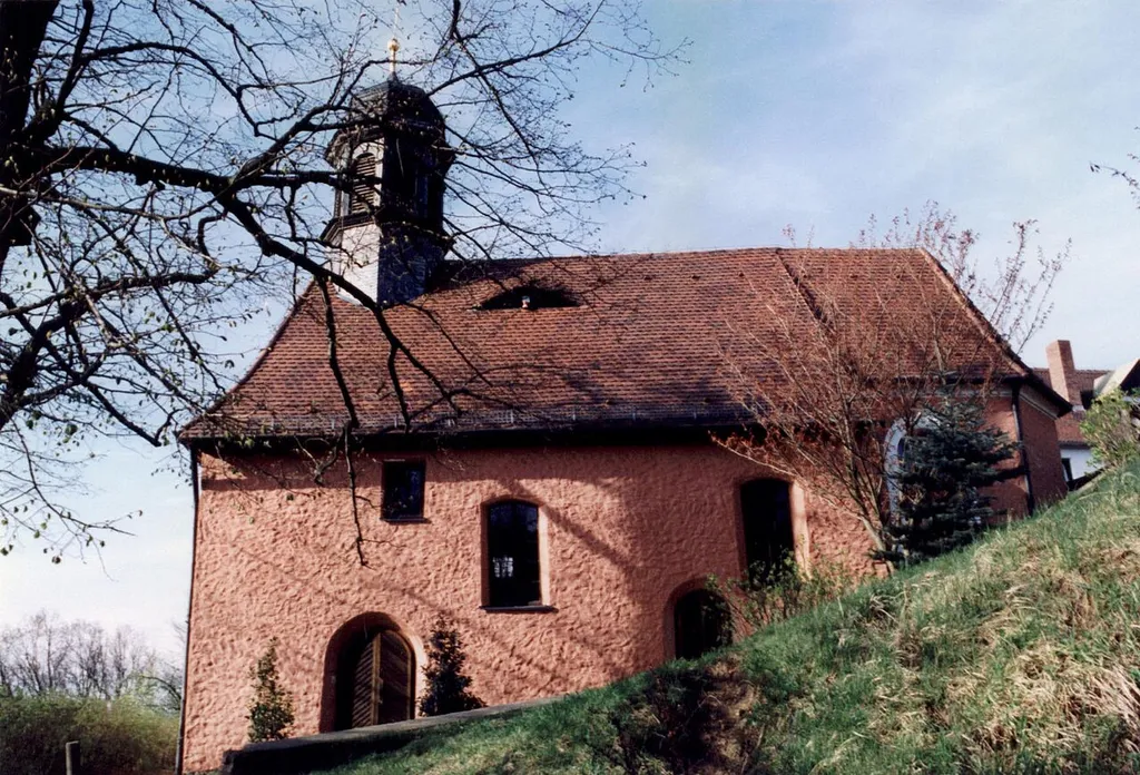 Burgruine Regensberg, ehemalige Burgkapelle This is a picture of the Bavarian Baudenkmal (cultural heritage monument) with the ID D-4-74-145-26 (Wikidata)