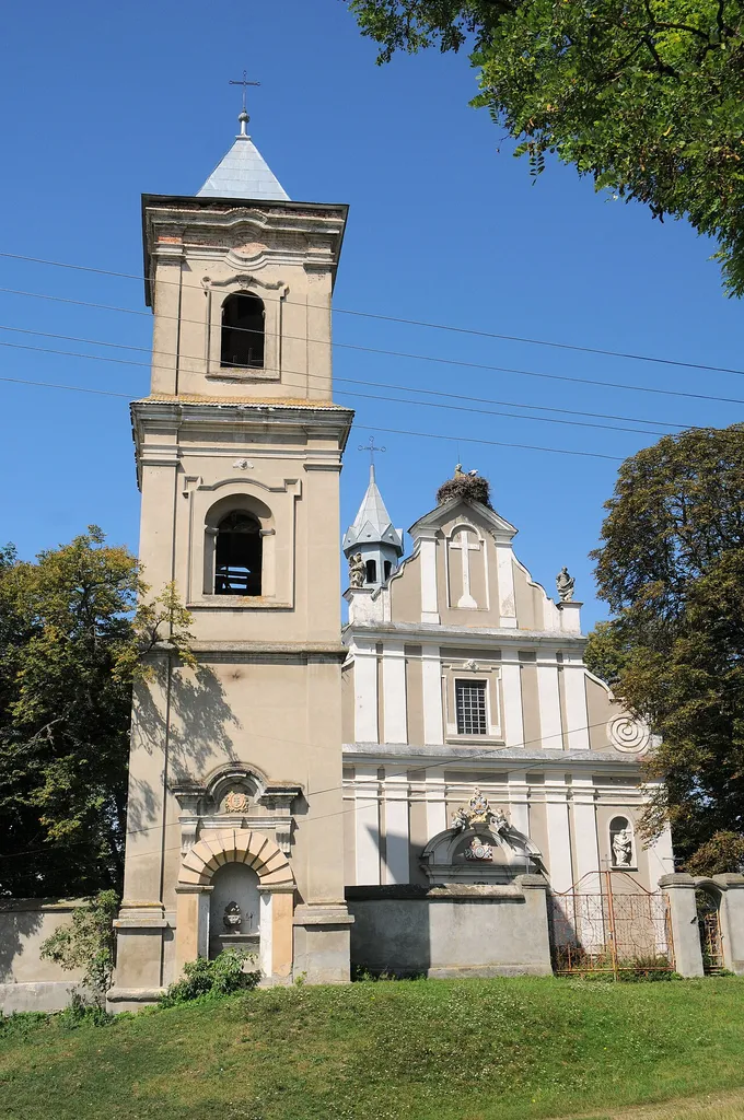 Устя-Зелене, костел http://haidamac.org.ua/2012/11/uscie-zielone/