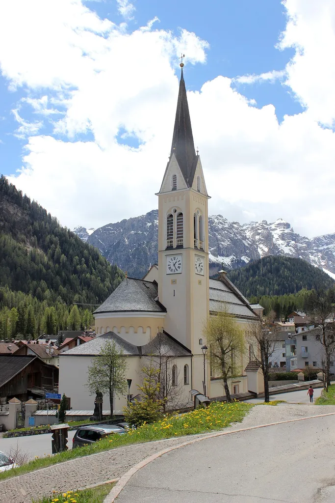 Pfarrkirche St. Lucia in Kampill (Gemeinde St. Martin in Thurn, Südtirol)