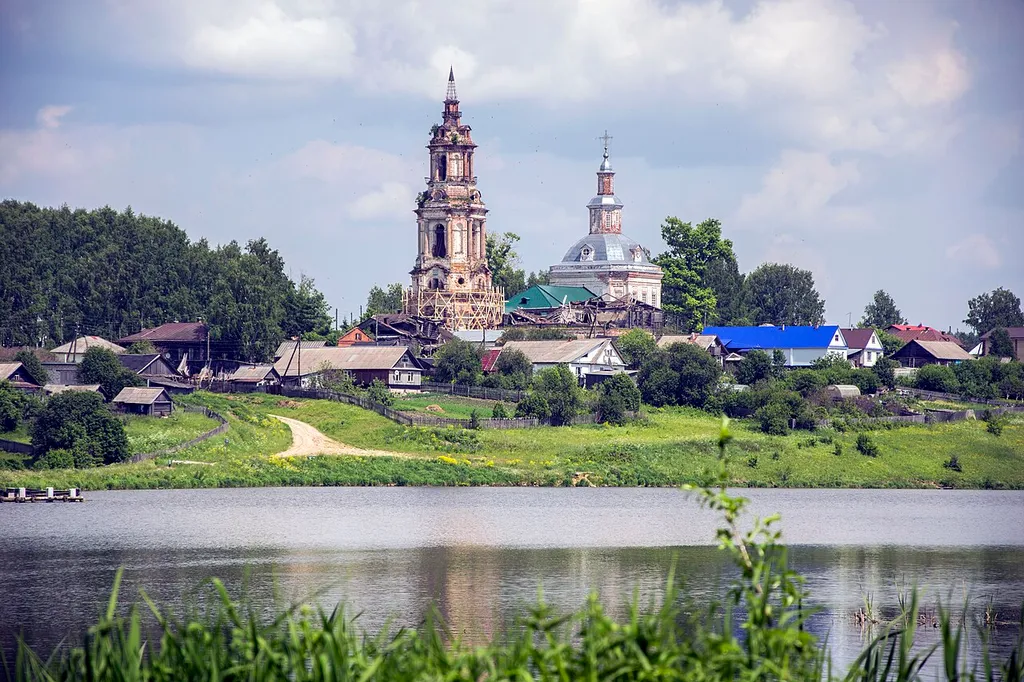 Holy Trinity church, Sredneivkino