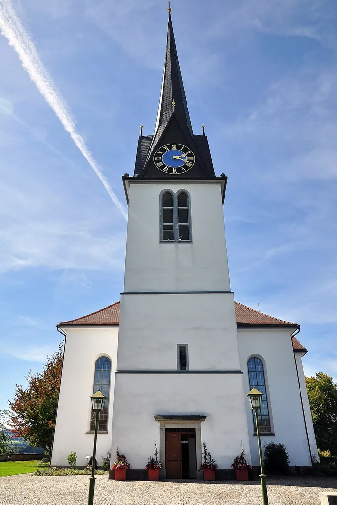 Reformierte Kirche, Bergstrasse in Gossau (Switzerland)