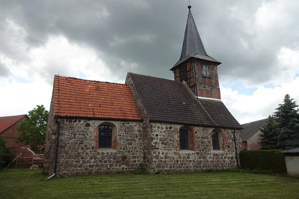 Groß Gischau ist ein Ortsteil der Gemeinde Beetzendorf im Altmarkkreis Salzwedel in Sachsen-Anhalt