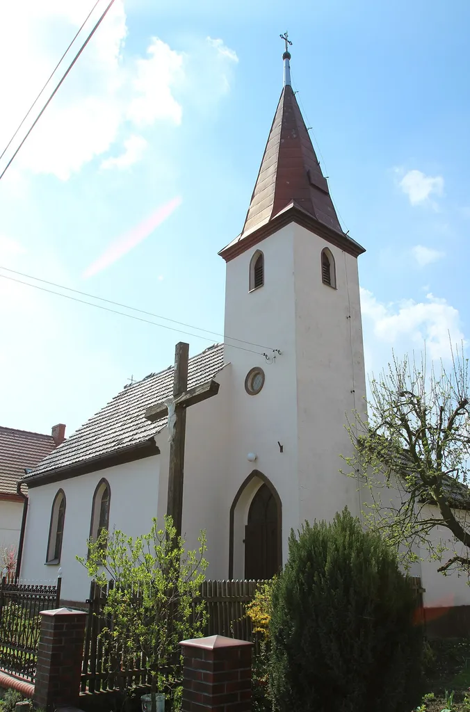 Myszowice – rzymskokatolicki koścół filialny pw. MB Dobrej Rady.