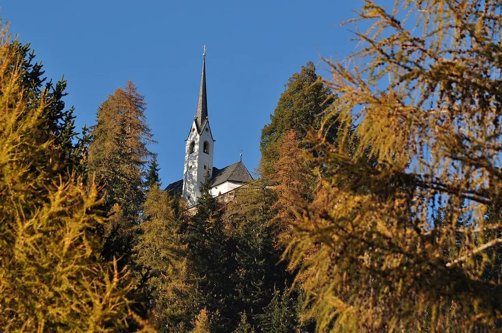 Kath. Filialkirche, St. Helenakirche, Oberlienz, Osttirol, Österreich.