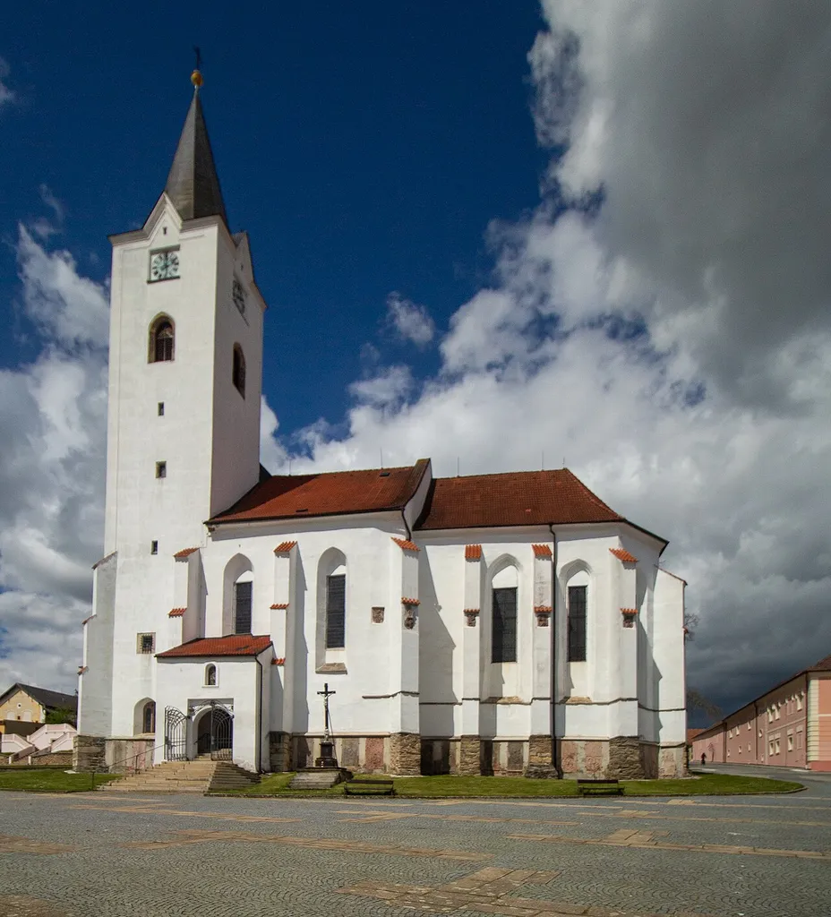 Kostel svatého archanděla Michaela v Pacově