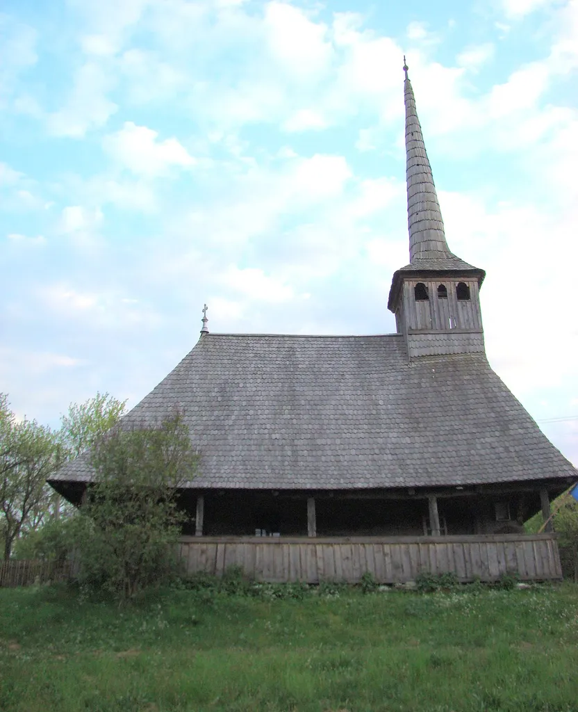 Biserica de lemn din Cremenea, județul Cluj.