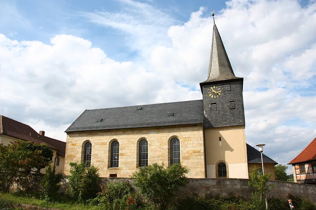 Kath. Kuratiekirche Allerheiligen Maineck