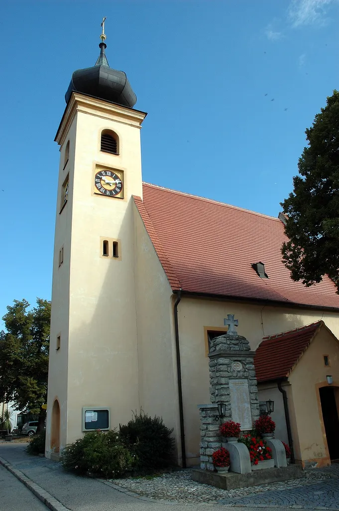 Kath. Filialkirche hll. Philippus und Jakobus<Kirche_Gedersdorf->