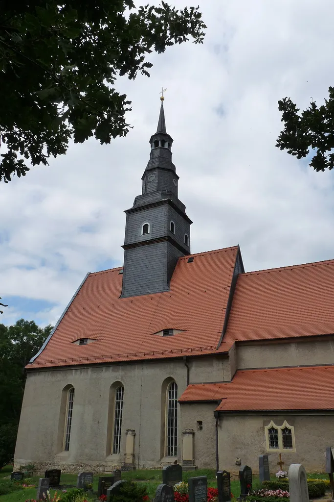 Denkmalgeschützte Dorfkirche Taubenheim