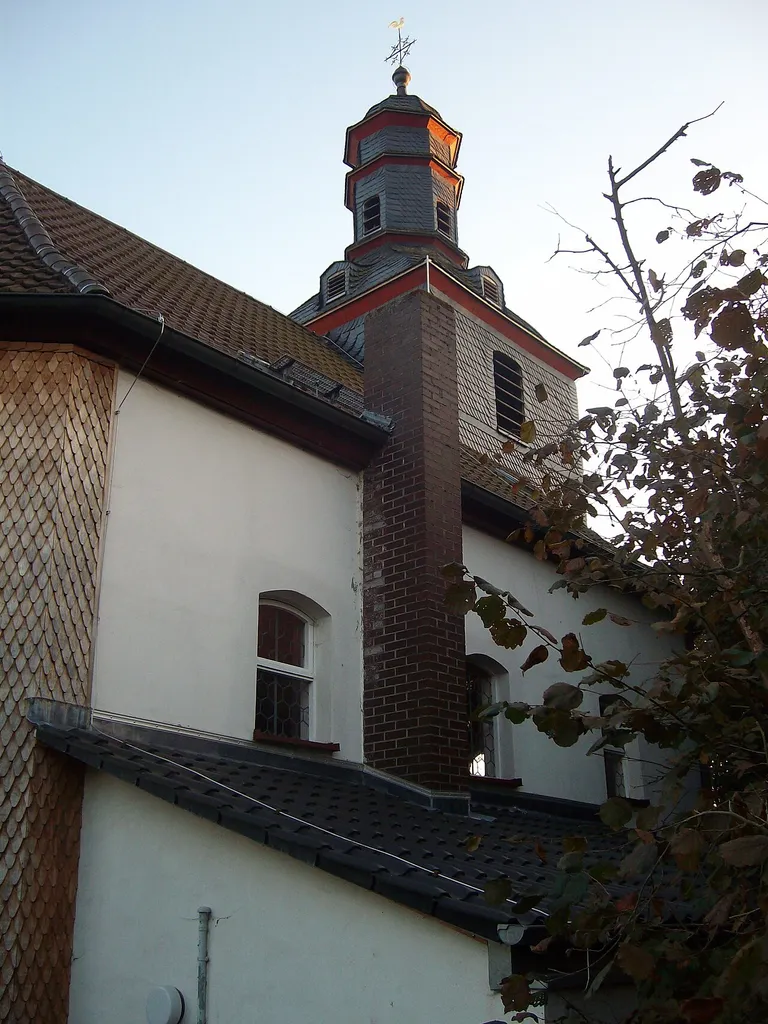 Nordseite der Evangelischen Kirche Lauter, Laubach, Landkreis Gießen, Hessen, Deutschland