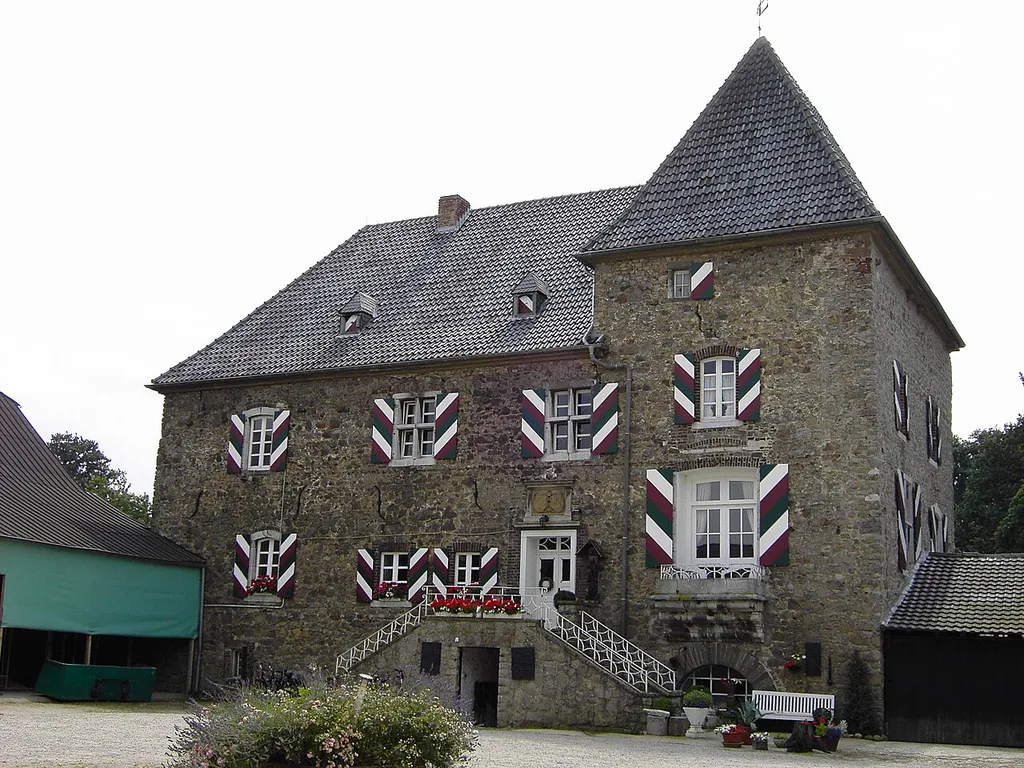 Burg Holzheim bei Heistern (Herrenhaus)