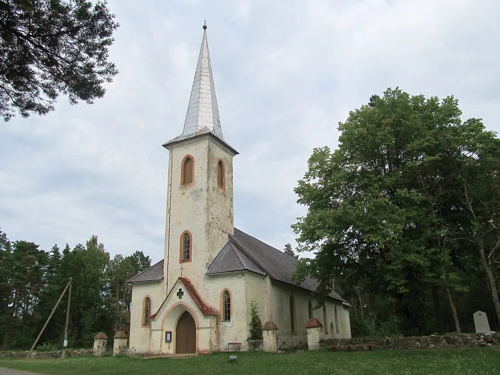 Varbla kirik
