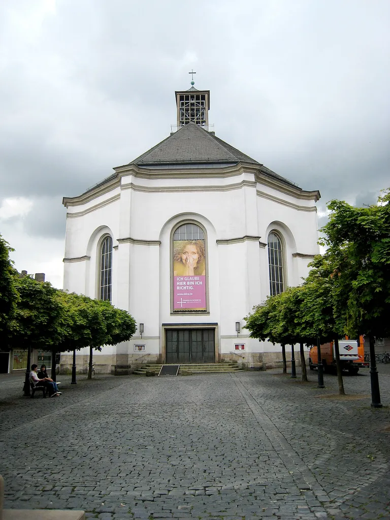 Karlskirche on Karlsplatz, bearing the name of landgrave Karl of Hesse-Kassel (1654-1730) who had it built for Huguenot refugees.