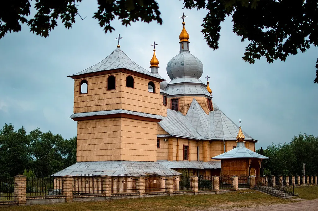 Церква Святого Миколая, Любеля,