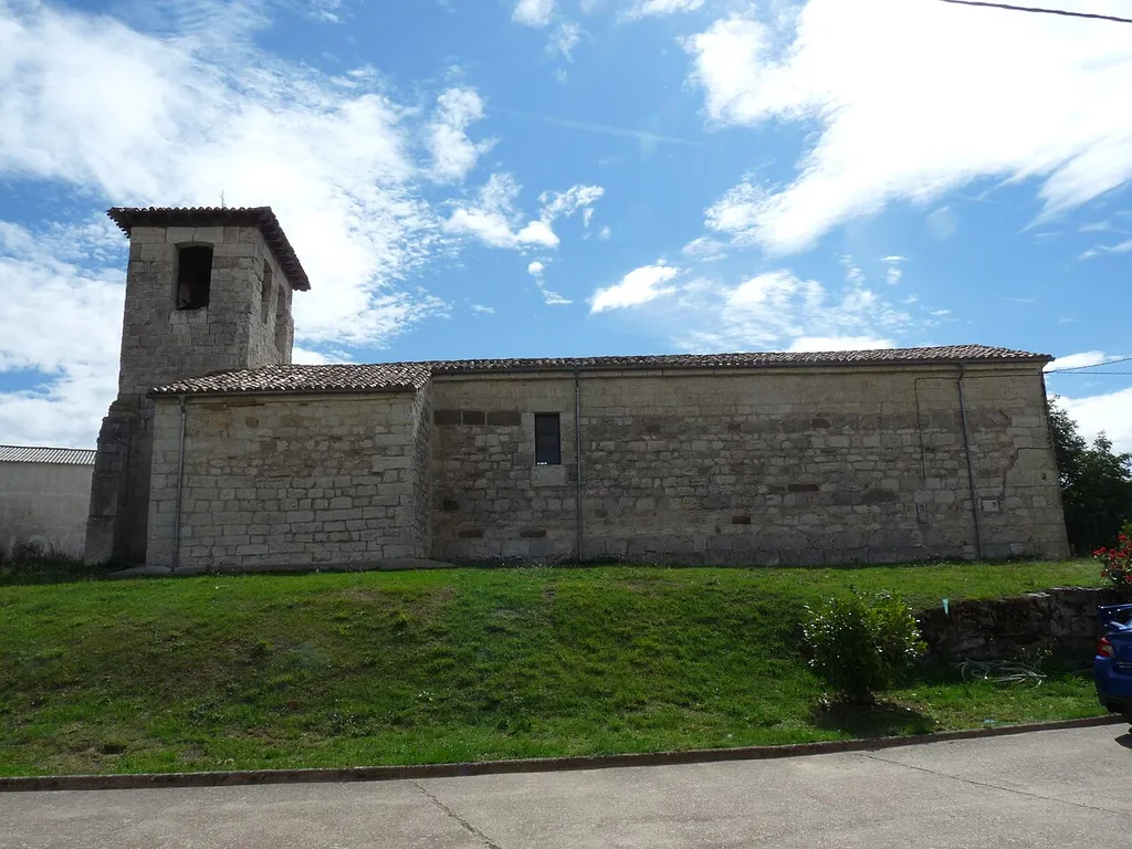 Villaescusa la Sombría - Iglesia de San Miguel Arcángel - Lateral izq.