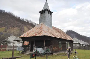 Wooden church in Ruscova-Oblaz