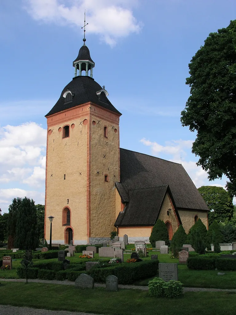Ösmo_kyrka, general view.