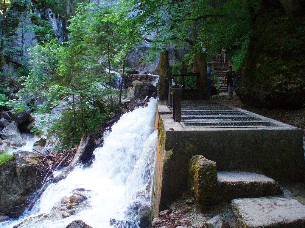 Mühlgraben in der Pöllatschlucht bei Schwangau