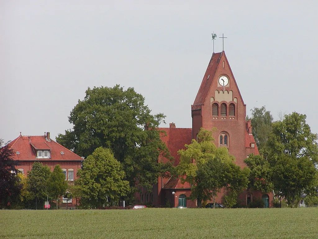 Südansicht der Christuskirche bei Minden-Todtenhausen, Nordrhein-Westfalen.