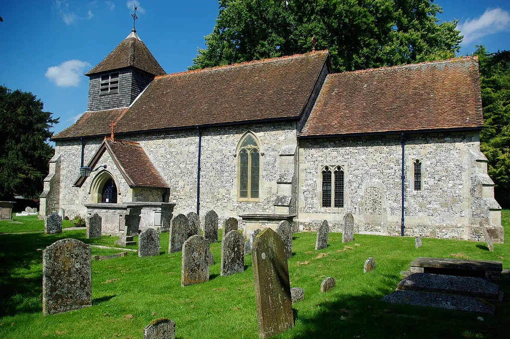 St. Peter, Shipton Bellinger