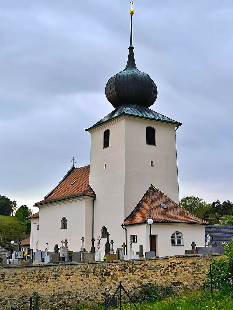 Sulíkov - kostel sv. Máří Magdalény
