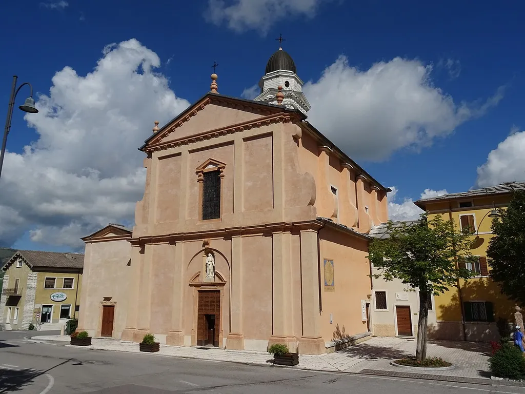 Sant'Anna d'Alfaedo (Veneto, Italy), Saint Anne church