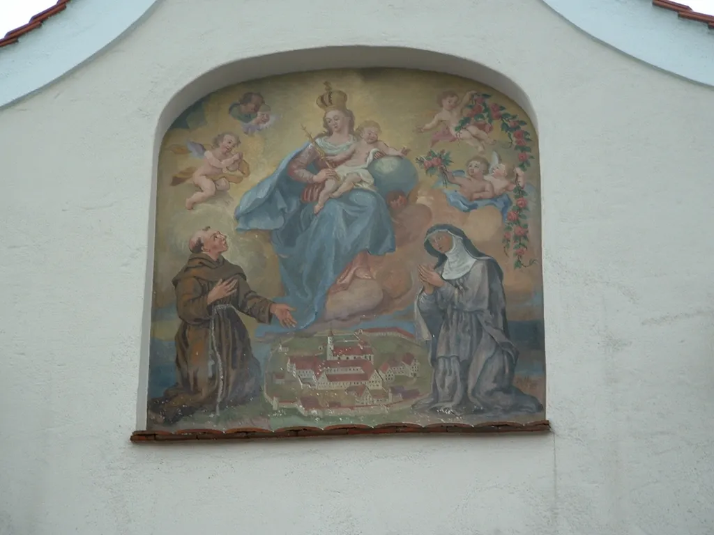 Darstellung des Klostergeländes auf einem Wandgemälde am nördlichen Tor zum Klosterhof Söflingen (18. Jahrhundert)
