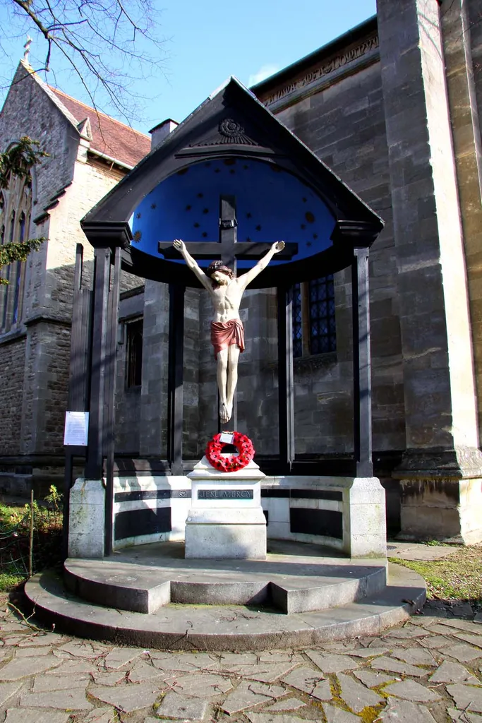 Church of England parish church of St Margaret, Oxford: First World War memorial crucifix
