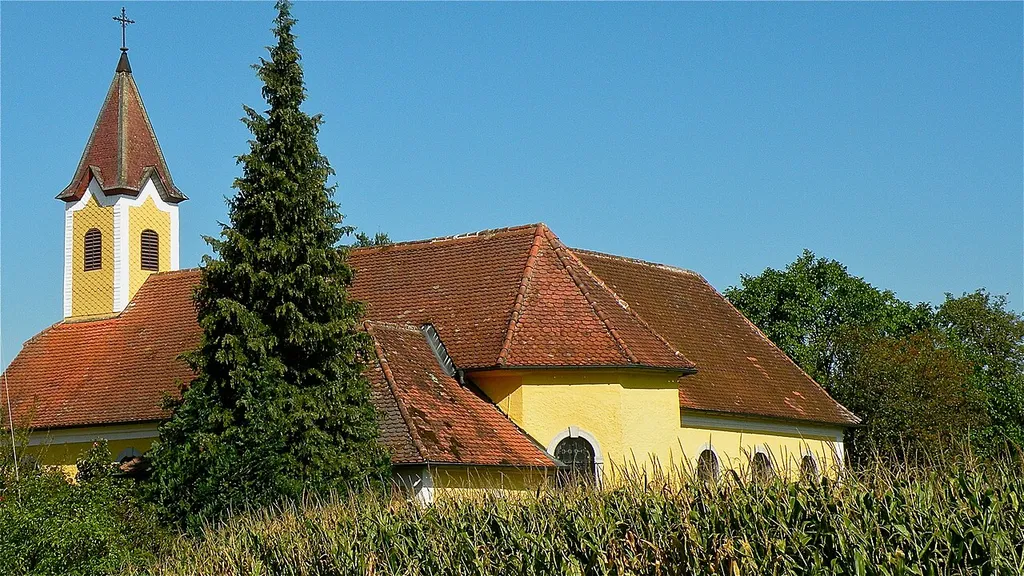 Wallfahrtskirche Maria Laab in der Katastralgemeinde Naarn in der Marktgemeinde Naarn im Machlande im Bezirk Perg in Oberösterreich.