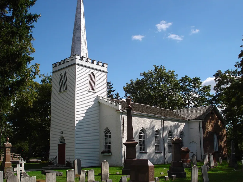 Old St. Thomas Church. Photo demonstrates visually the church which the article describes. Photo taken by myself and contains no other living persons