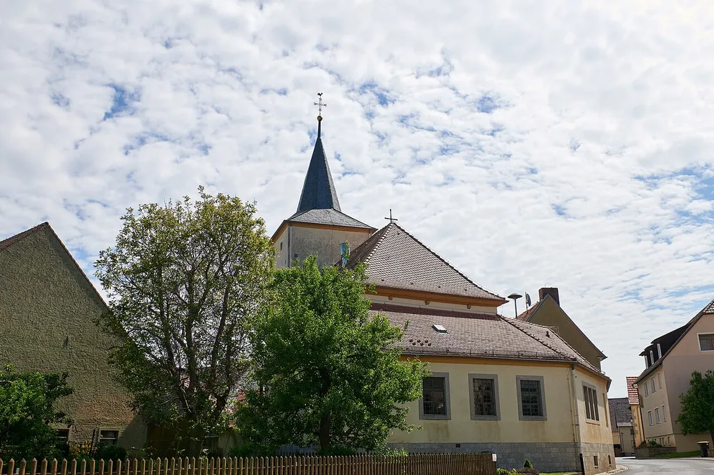 Gaukönigshofen: Eichelsee, D-6-79-134-55, Kath. Kuratiekirche St. Laurentius