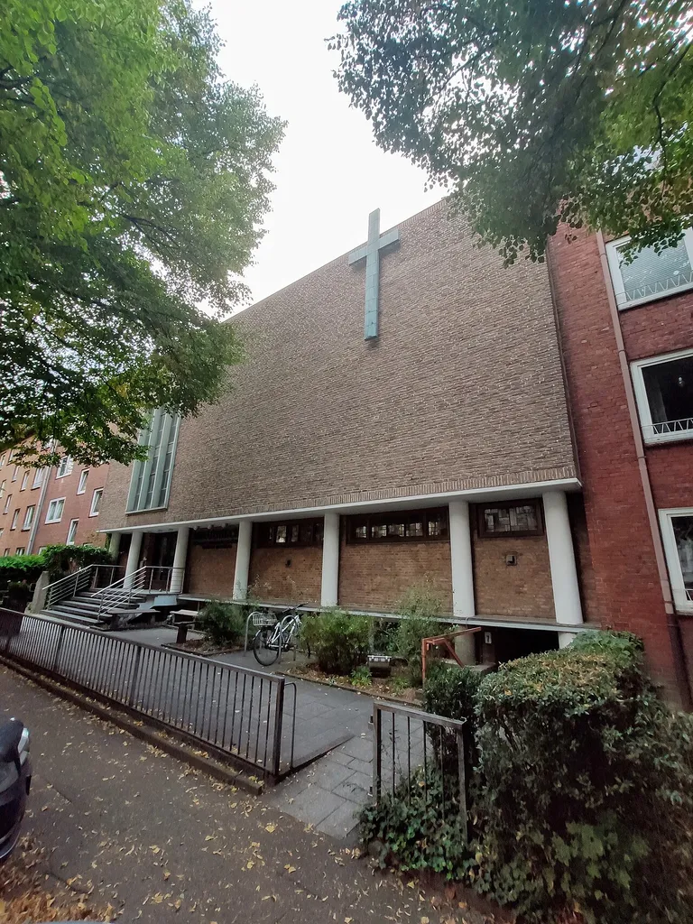 Baptist Church in Tresckowstrasse 5, Hamburg