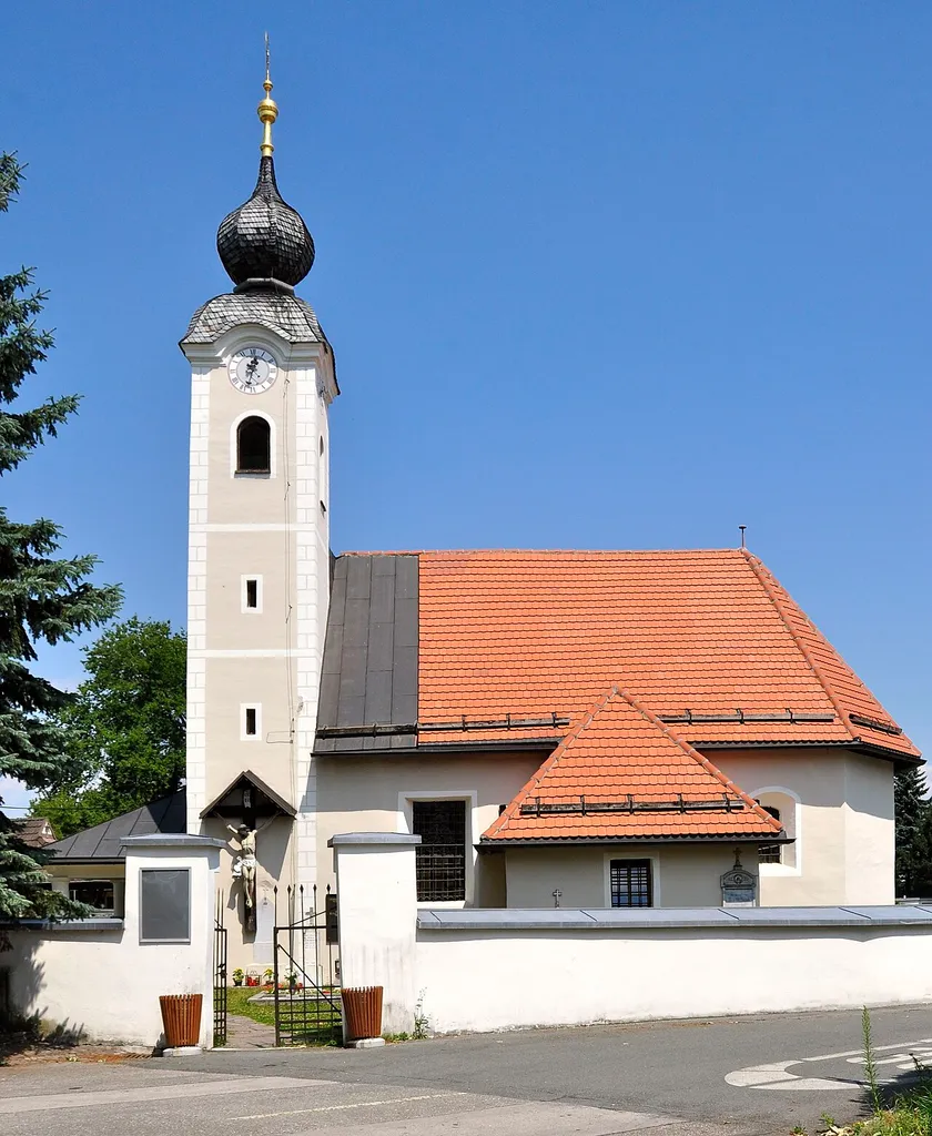 Parish church Saint James the Greater in the 15th district "Hoertendorf", statory town Klagenfurt, Carinthia, Austria, EU