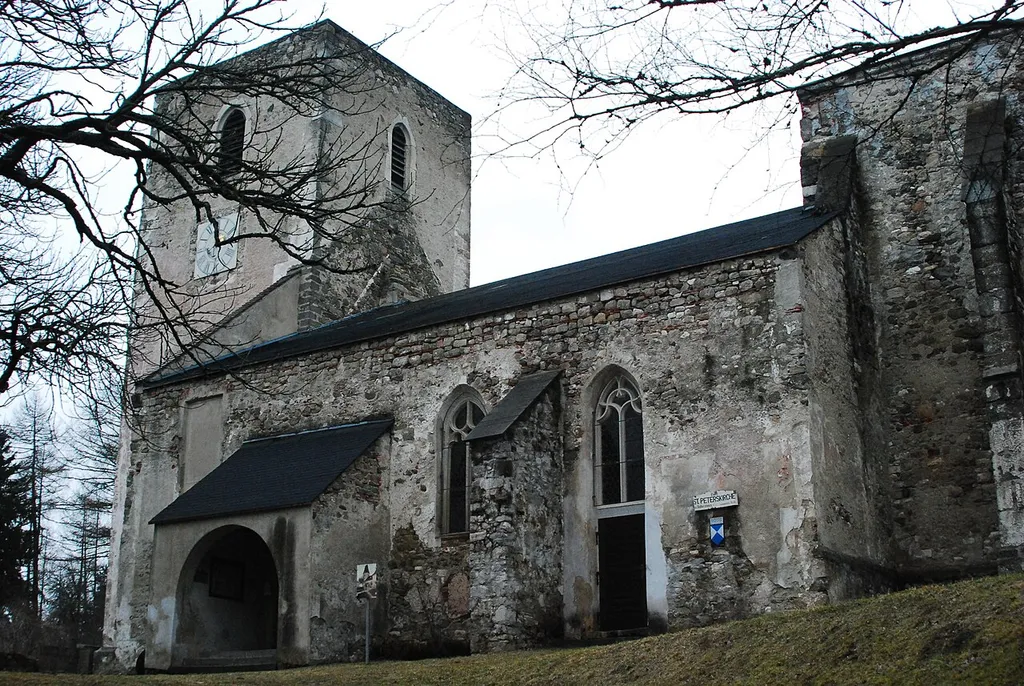 Kirche von Döllersheim auf dem Areal des Truppenübungsplatzes Allentsteig in Niederösterreich