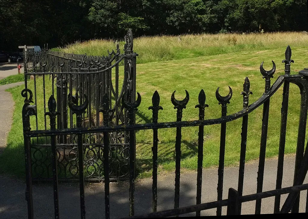 Railings, Hanbury church