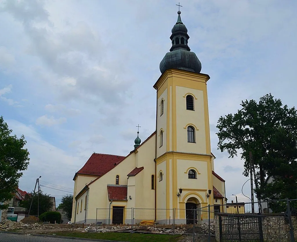 Widok kościoła z innej strony