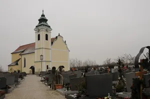 Friedhofskirche hl. Johannes Evangelist und hl. Johannes Bapt.