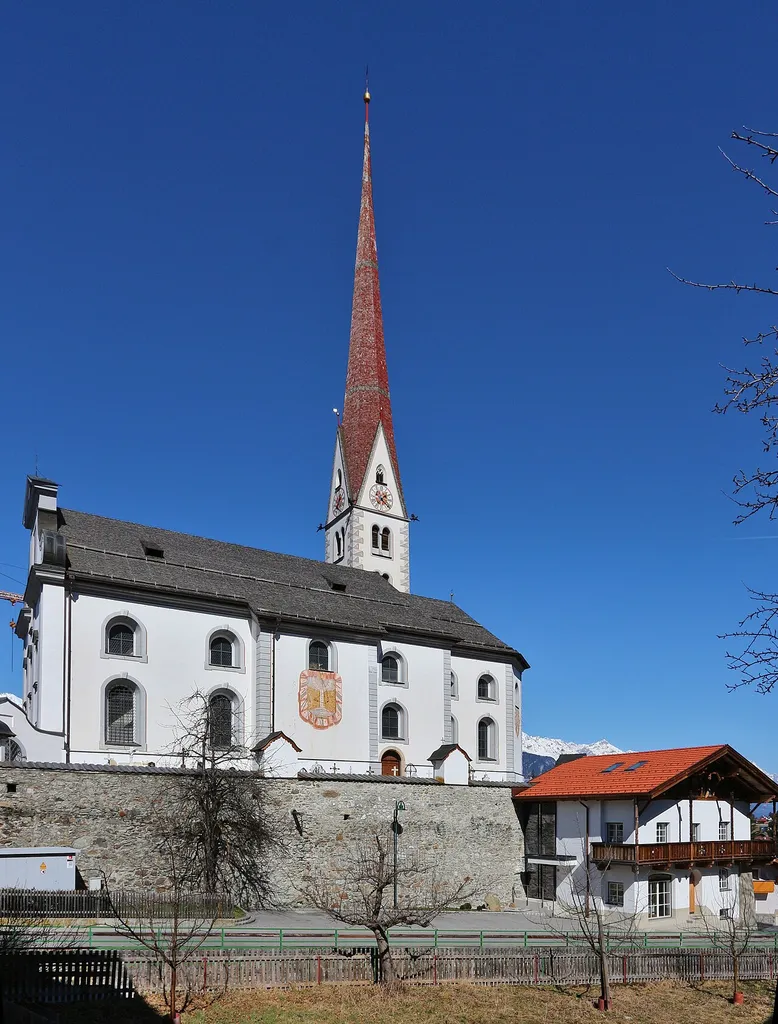 Katholische Pfarrkirche Hl. Johannes der Täufer This media shows the protected monument with ObjektID 63888 in Austria. (Commons, de, Wikidata)