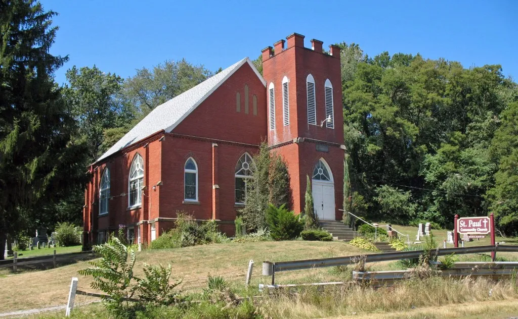 Registered Historic Places in Stark County, Ohio. St. Paul's Reformed Church, 9669 Erie Ave SW, Navarre, Ohio, USA. Photographed 2008-08-26 from east side of Erie Ave SW near the intersection of Crestline St. SE. Camera location40° 40′ 21.4″ N, 81° 32′ 19.58″ W View this and other nearby images on: OpenStreetMap 40.672611; -81.538772