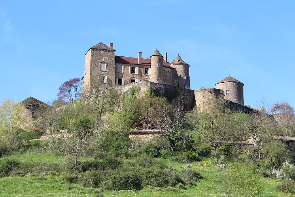 Château de Berzé-le-Châtel.
