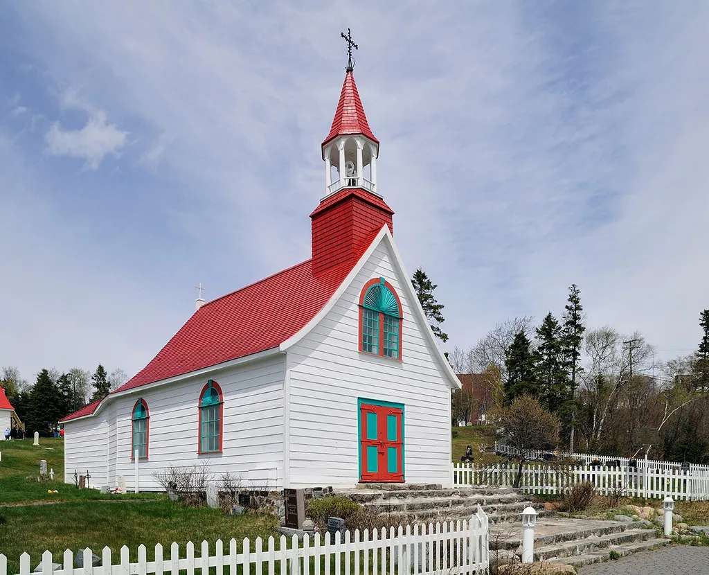 Tadoussac: Old chapel, build 1747-1750 (the oldest wooden church in North-America).