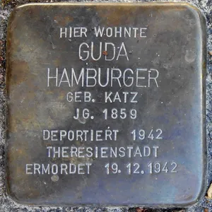 Stolperstein dedicated to Guda Hamburger