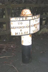 Milepost, Over Tabley, S of Church; 100m N service station