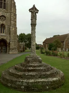 Higham Ferrers Churchyard Cross