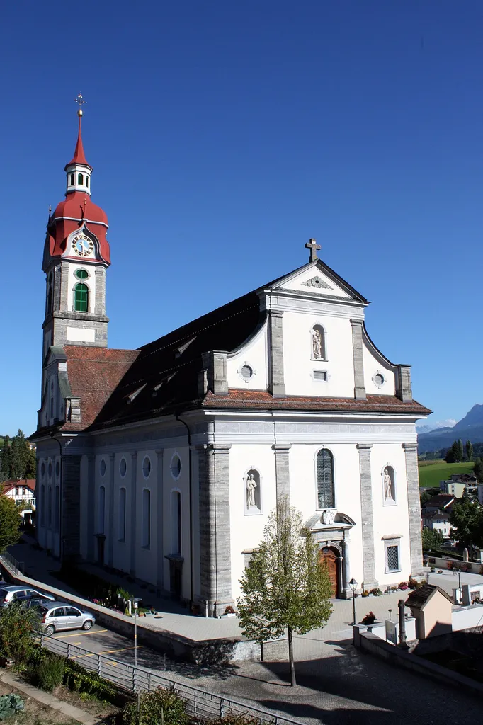 Kirche St. Mauritius, Ruswil (Nordwestansicht)
