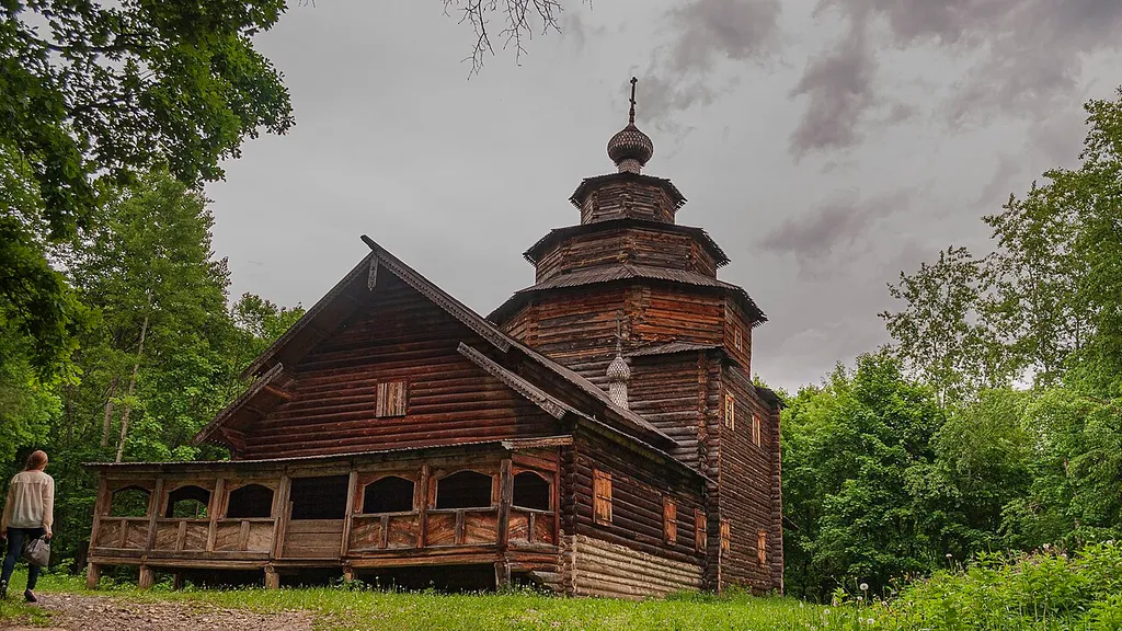 Архитектурно-этнографический музей-заповедник «Щёлоковский хутор». Церковь Покрова Пресвятой Богородицы из села Старые Ключищи
