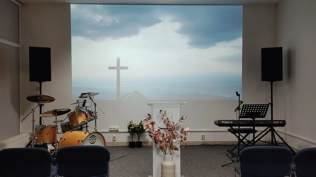 Wnętrze Kościoła Pentekostalnego w Lesznie