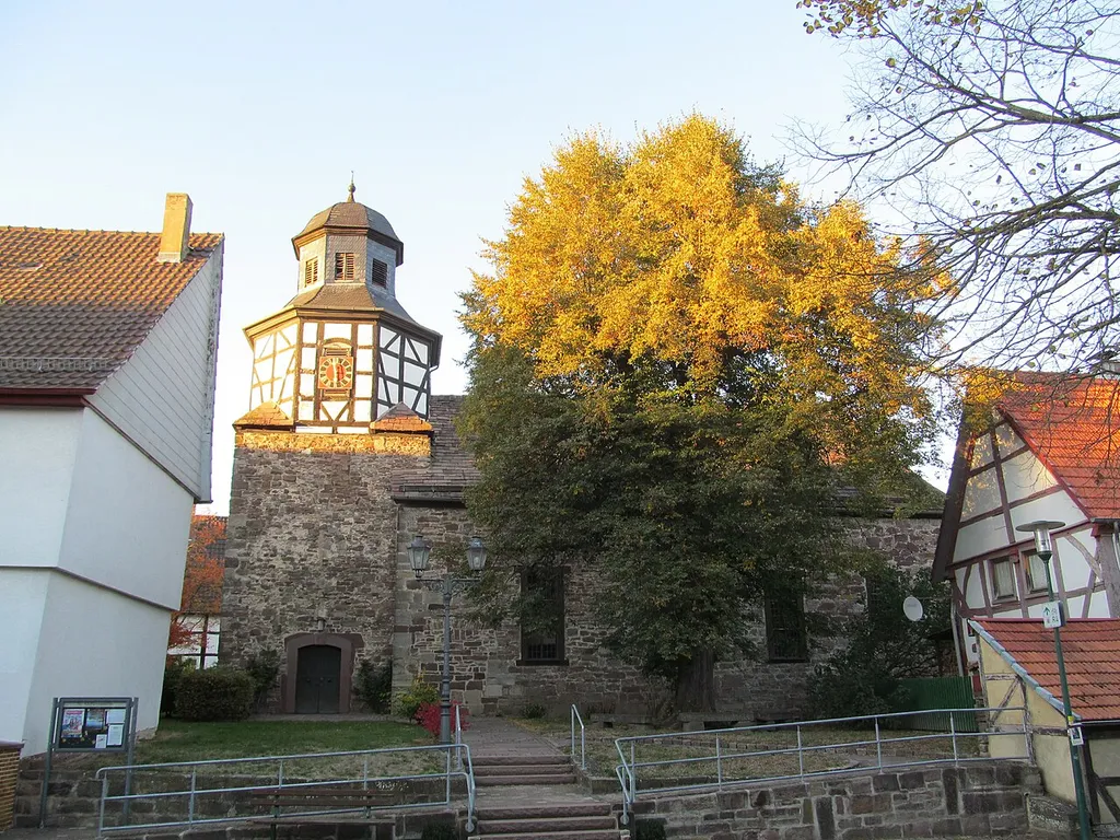 die evangelische Kirche an der Hauptstraße 67 in Hofgeismar-Hümme
